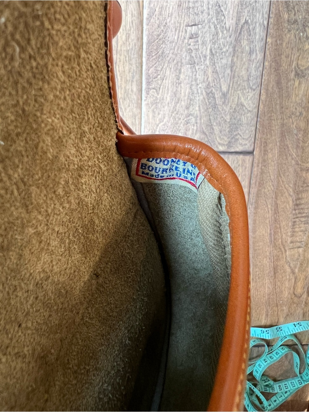 Vintage Dooney & Bourke Mini Saddle Bag AWL Taupe Tan Crossbody Luxury Preppy - Picture 5 of 11